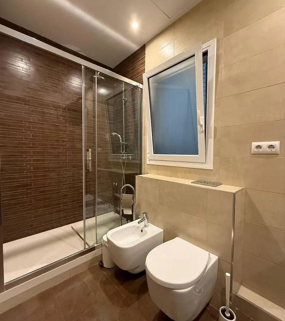 Centric 2 Bedroom Apartment Barcelona 0*,  Spain